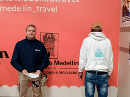 En entrevista migratoria y revisión de equipaje, fue detectado estadounidense con intención de turismo con fines de explotación sexual en Medellín