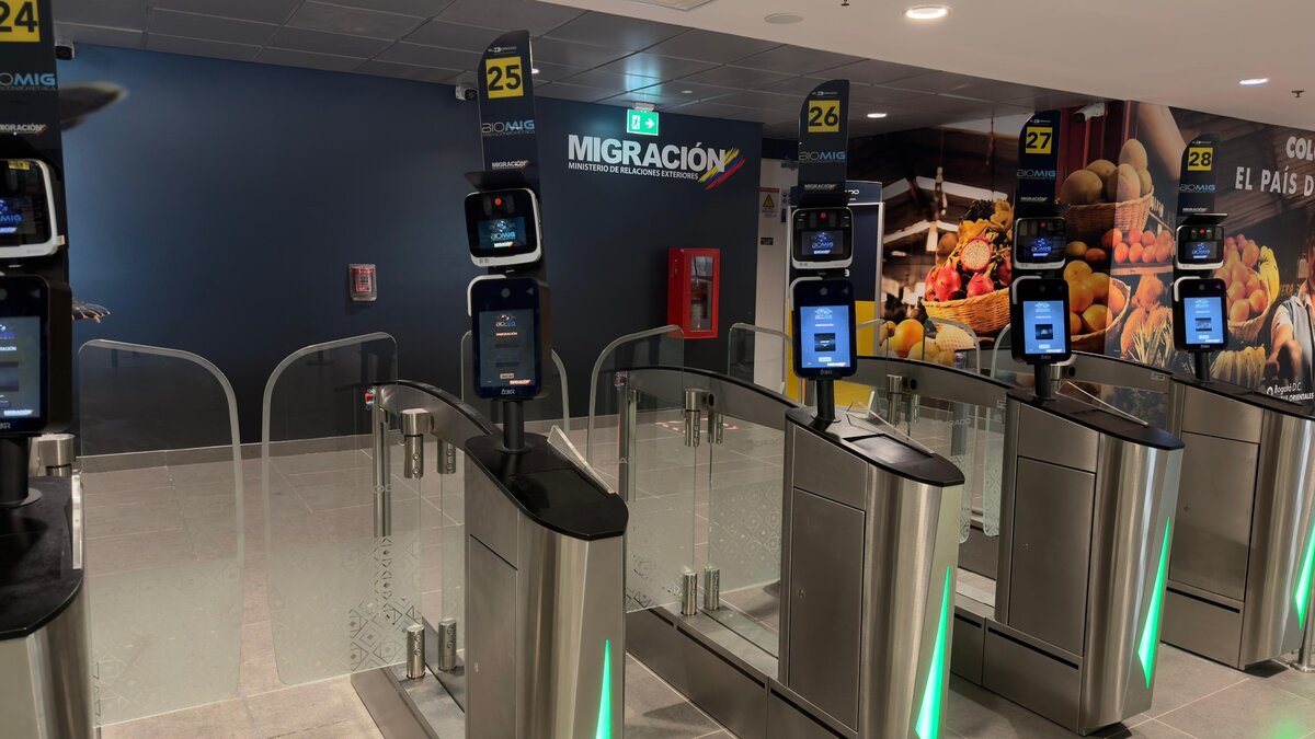 Entregan ampliación del área de llegadas de pasajeros internacionales en el aeropuerto El Dorado