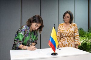 La Canciller Laura Sarabia posesionó a Gloria Arriero López como la nueva directora general de Migración Colombia