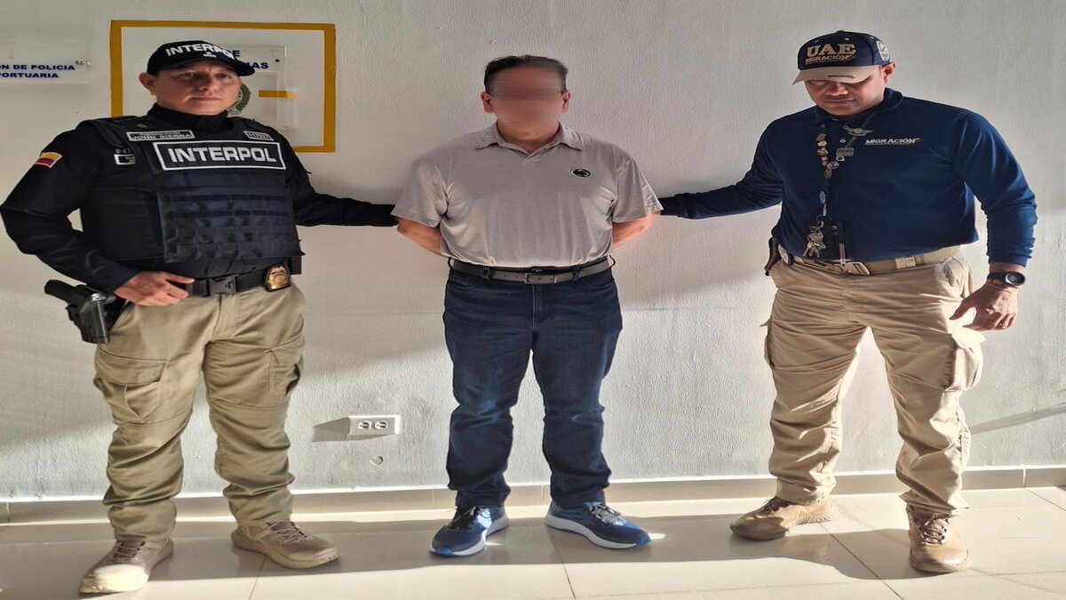 Mexicano capturado en compañía de oficial de Migración y oficial de Interpol
