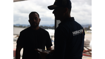 Migración Colombia refuerza medidas de prevención por trata de personas para conflictos armados internacionales