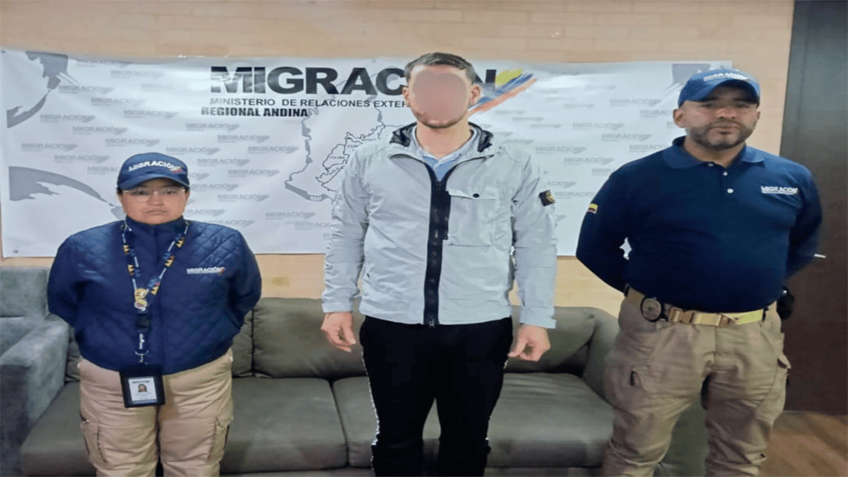 Hombre detenido en Regional Andina, Bogotá