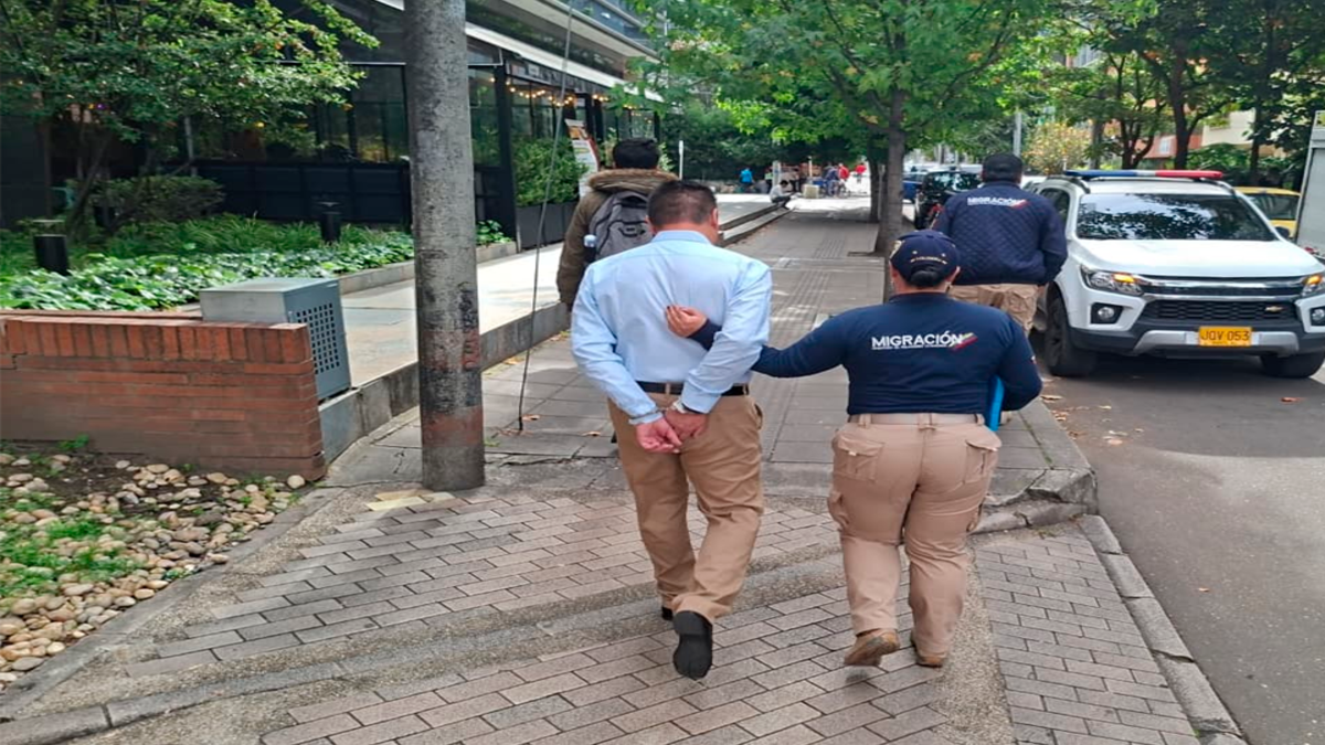 Hombre capturado por Migración Colombia 